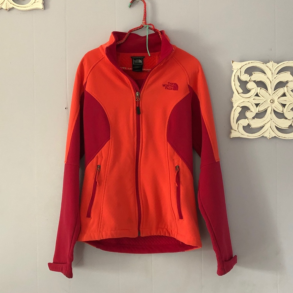 Women’s XS north face zip up
